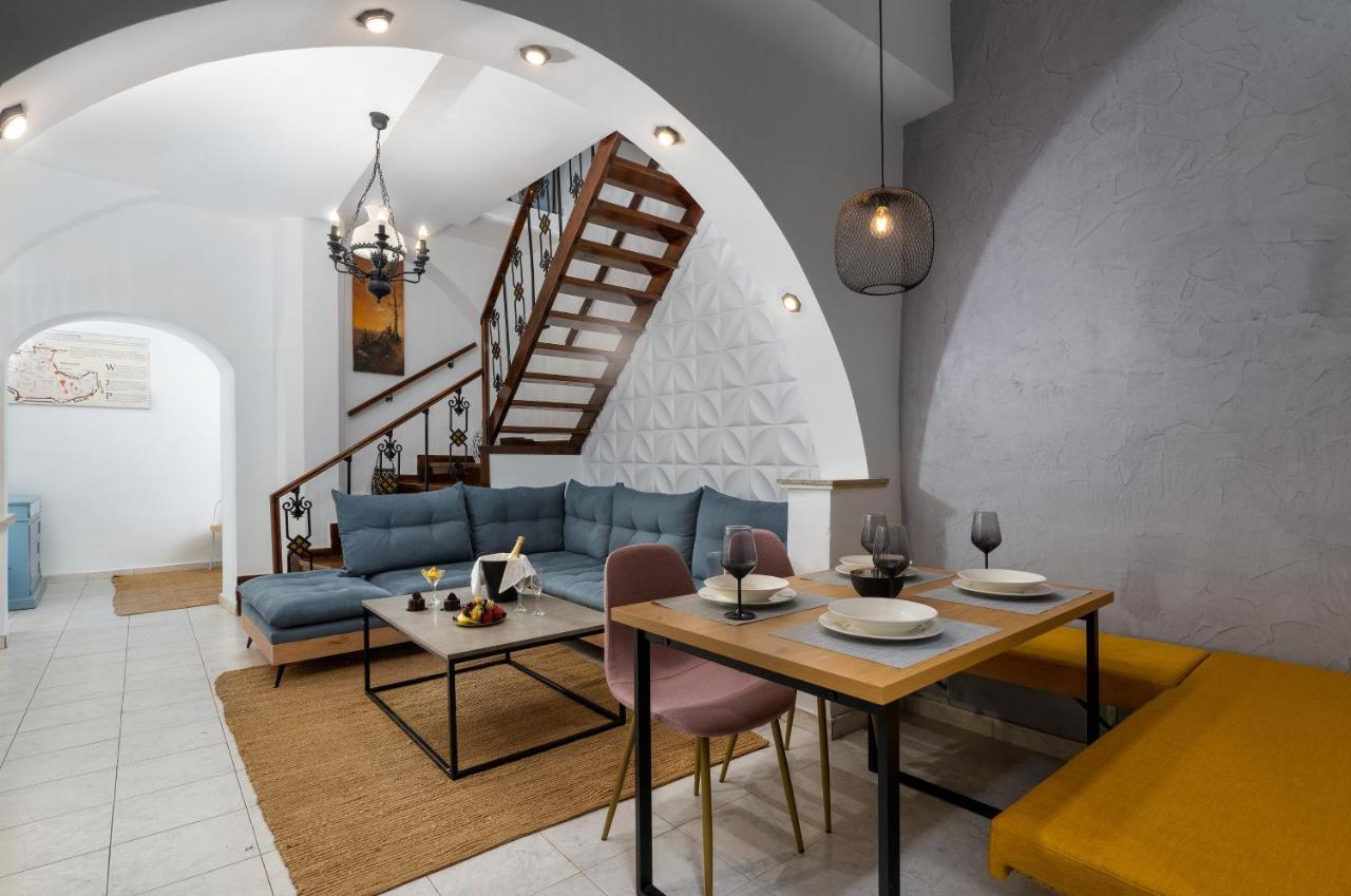 A Unique 3-4 Bedrooms House In Old Town Rhodes City エクステリア 写真