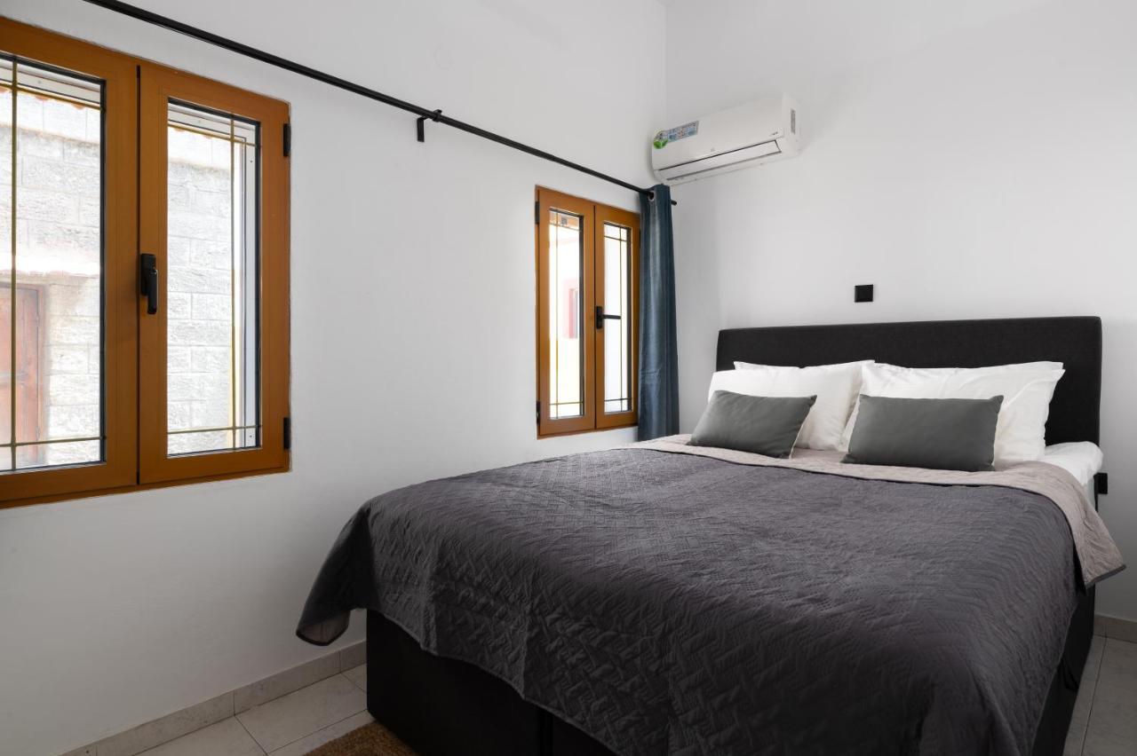 A Unique 3-4 Bedrooms House In Old Town Rhodes City エクステリア 写真
